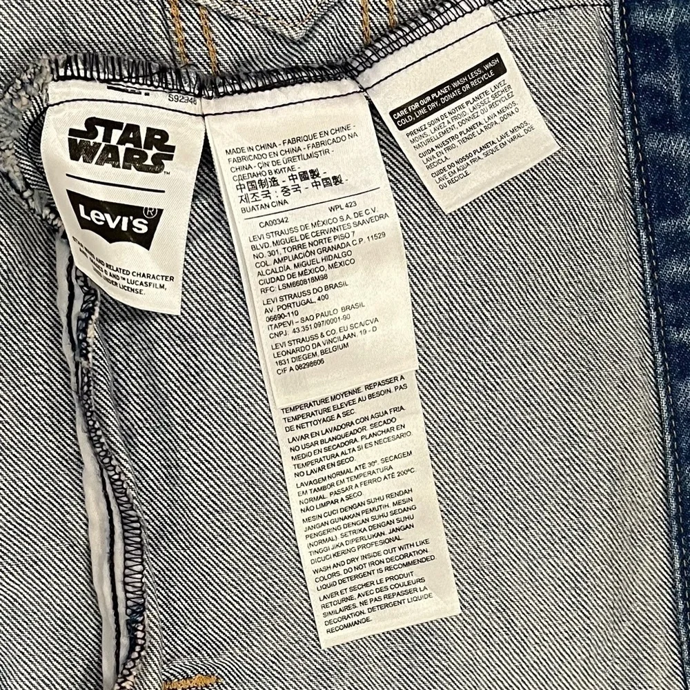 Star Wars × Levi’s R2-D2 Denim Trucker Jacket Large Unisex - Picture 3 of 16